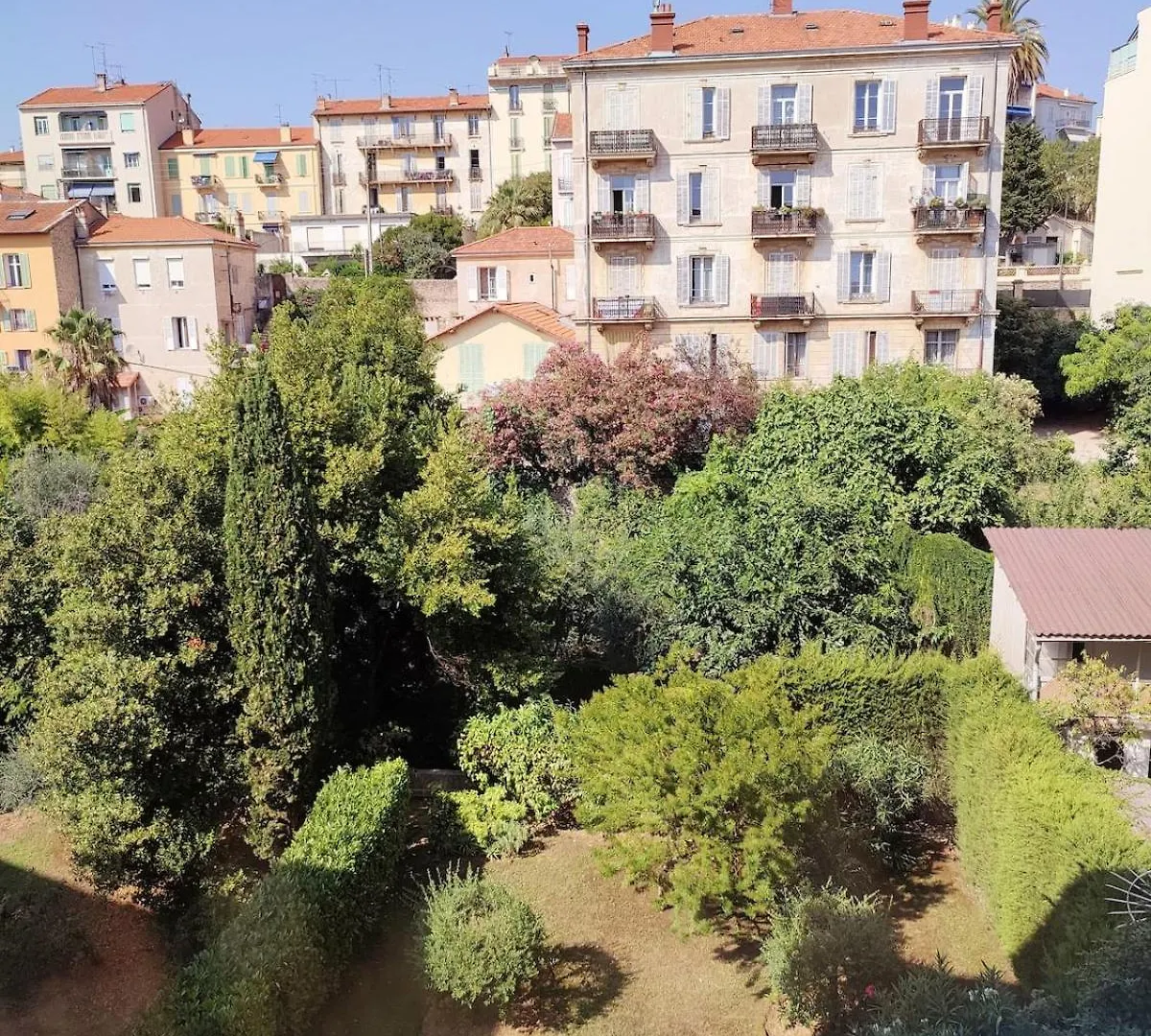 Plages,Palais Des Festivals,Port,Zone Pietonne,Suquet contacts